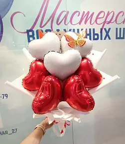 Красные сердца